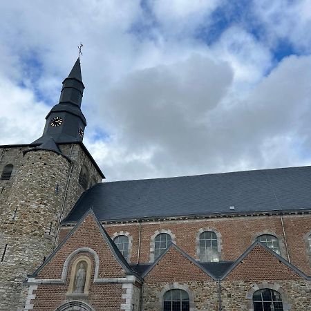 Les Petits Nids De Nina 2 Lägenhet Fosses-La-Ville Exteriör bild