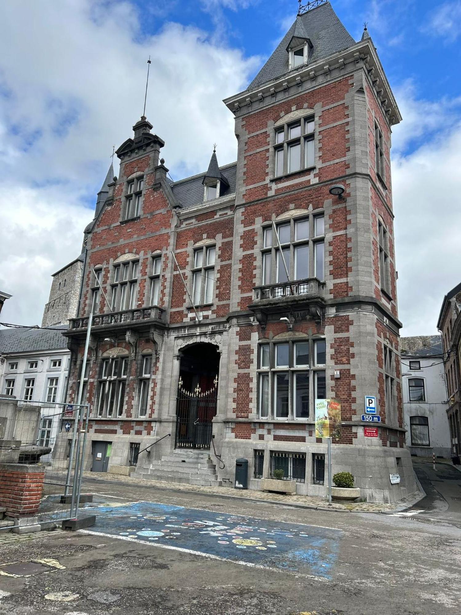 Les Petits Nids De Nina 2 Lägenhet Fosses-La-Ville Exteriör bild